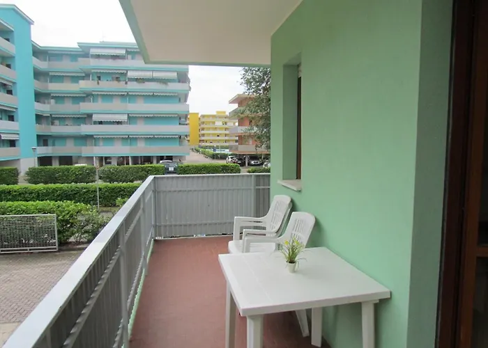 Flat In A With Sports Courts